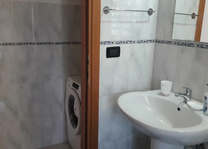 Residenza Leonarda Appartement Vado Ligure
